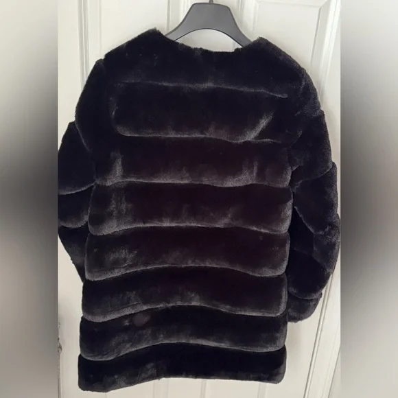With Love Faux Fur Coat - Black NWOT - Picture 8 of 10
